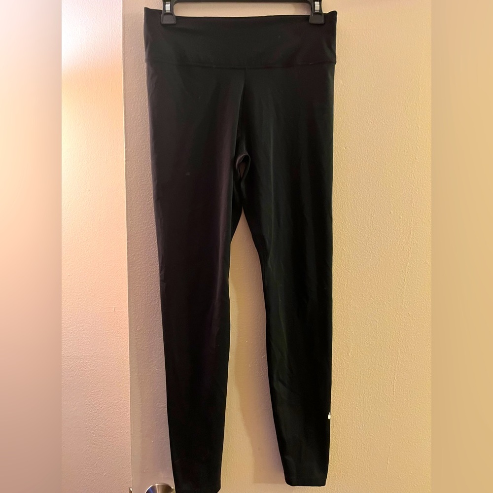 Nike dri- fit leggings